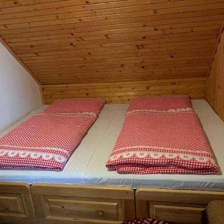 Chata Janosik بيت خشبي *