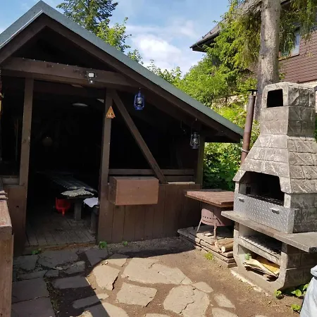 بيت خشبي Chata Janosik